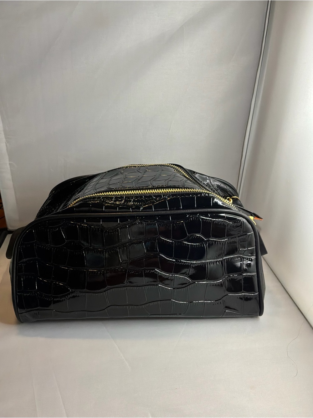 Privata Black Croc-Embossed Travel Toiletry Bag - Picture 2 of 4